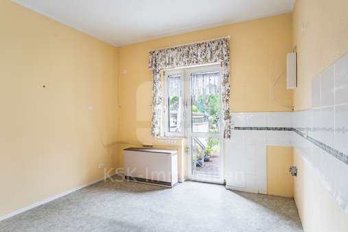 Küche Erdgeschoss   - Zweifamilienhaus in 51069 Köln / Dellbrück mit 175m² kaufen