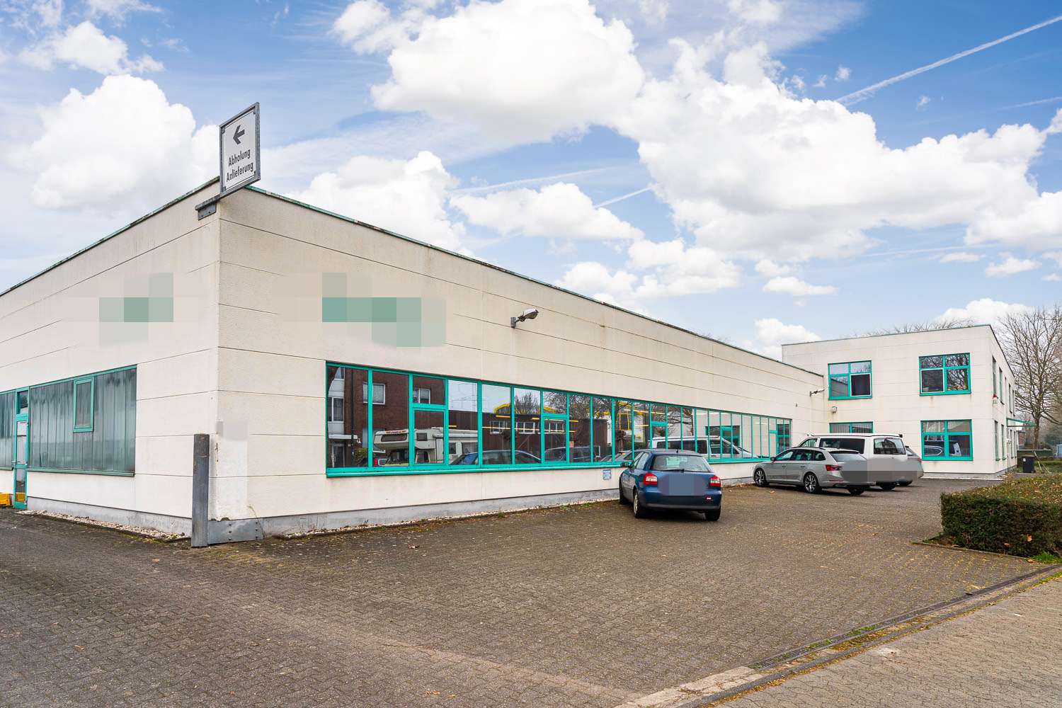 Außenansicht Außenansicht - Halle in 50354 Hürth mit 67m² kaufen