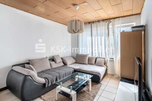 145496 Wohnzimmer Obergeschoss 145496 Wohnzimmer Obergeschoss - Etagenwohnung in 53111 Bonn / Zentrum mit 63m² kaufen