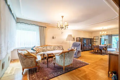Freistehendes Einfamilienhaus in Top-Lage!