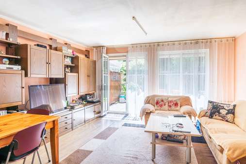 Erdgeschoss Wohnzimmer  - Reihenmittelhaus in 50226 Frechen mit 103m² kaufen