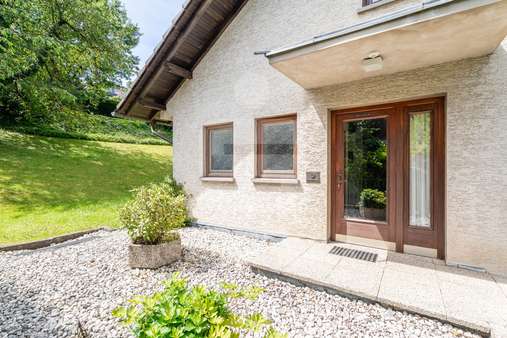 Außenansicht Außenansicht - Einfamilienhaus in 53343 Wachtberg / Pech mit 160m² kaufen
