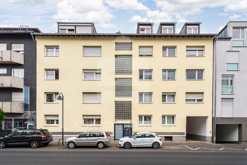 Außenansicht Außenansicht - Dachgeschosswohnung in 53721 Siegburg / Zentrum mit 93m² kaufen