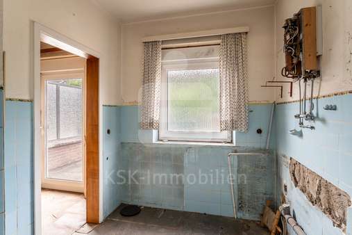 Küche Erdgeschoss - Doppelhaushälfte in 53721 Siegburg / Stallberg mit 100m² kaufen