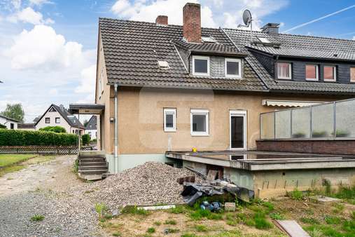 Rückansicht - Doppelhaushälfte in 53721 Siegburg / Stallberg mit 100m² kaufen