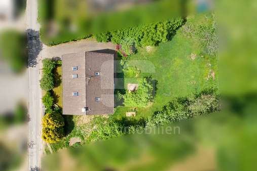 Drohnenansicht - Zweifamilienhaus in 51588 Nümbrecht mit 0m² kaufen