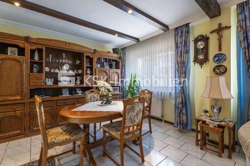  Wohn- und Esszimmer - Doppelhaushälfte in 50170 Kerpen mit 106m² kaufen