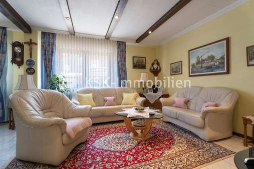 Wohn- und Esszimmer - Doppelhaushälfte in 50170 Kerpen mit 106m² kaufen