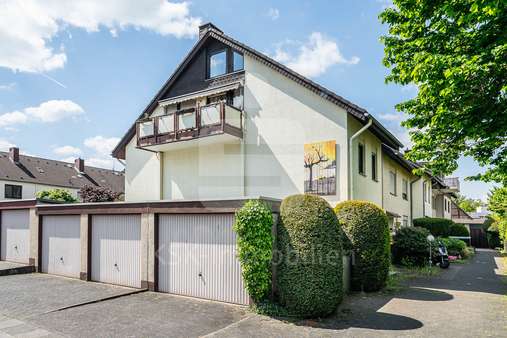 Außenansicht - Zweifamilienhaus in 53117 Bonn mit 194m² kaufen