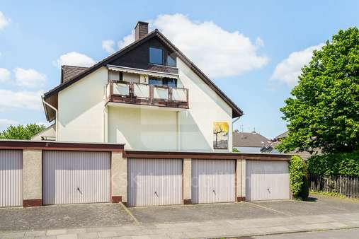 Außenansicht - Zweifamilienhaus in 53117 Bonn mit 194m² kaufen