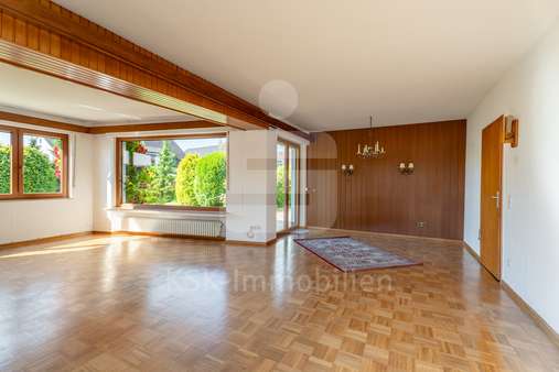  Wohn- und Esszimmer Erdgeschoss - Bungalow in 53332 Bornheim mit 119m² kaufen