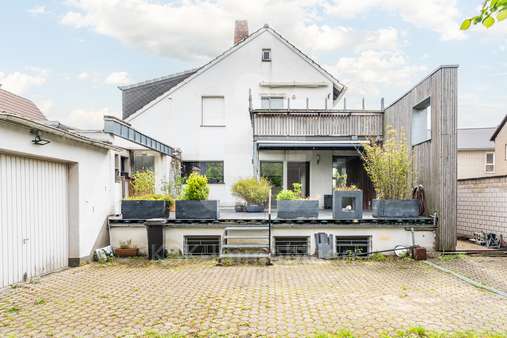 Rückansicht Rückansicht - Zweifamilienhaus in 50129 Bergheim mit 225m² kaufen