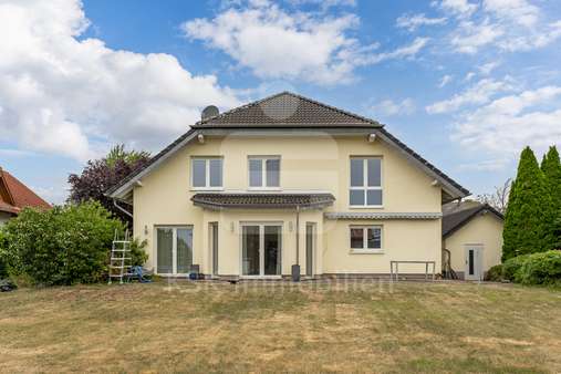 Rückansicht Rückansicht - Einfamilienhaus in 52391 Vettweiß / Disternich mit 243m² kaufen
