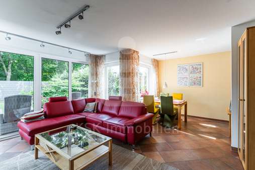 Wohnzimmer - Erdgeschosswohnung in 41812 Erkelenz mit 72m² kaufen