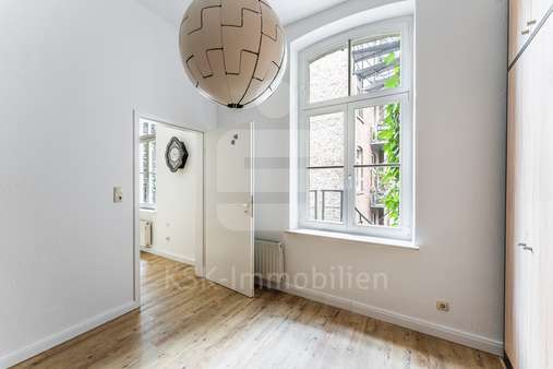 Zimmer - Etagenwohnung in 50733 Köln / Nippes mit 45m² kaufen