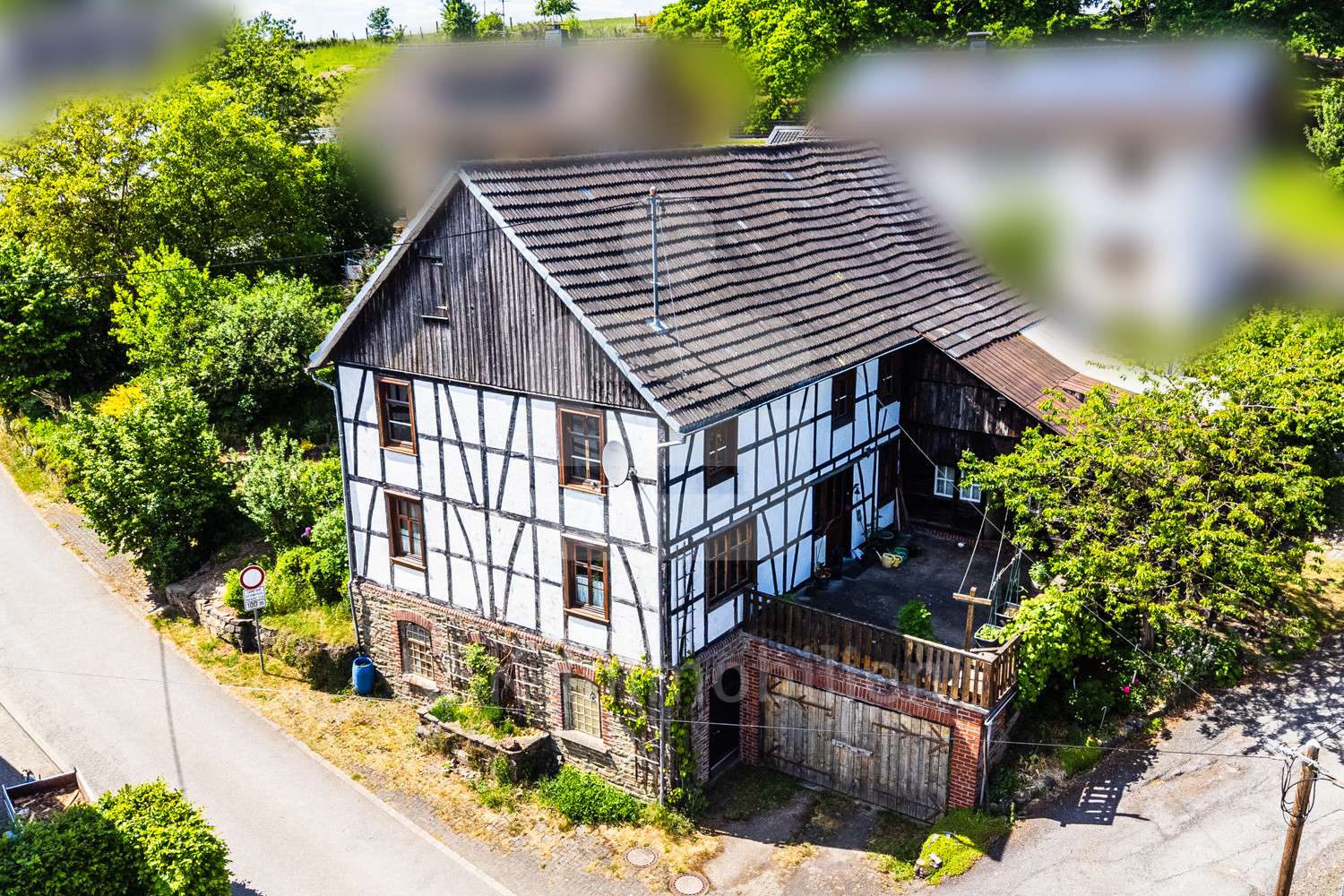 Drohnenaufnahme Drohnenaufnahme - Einfamilienhaus in 51580 Reichshof mit 176m² kaufen