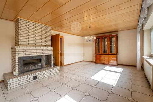 Wohnzimmer  - Einfamilienhaus in 50129 Bergheim mit 173m² kaufen