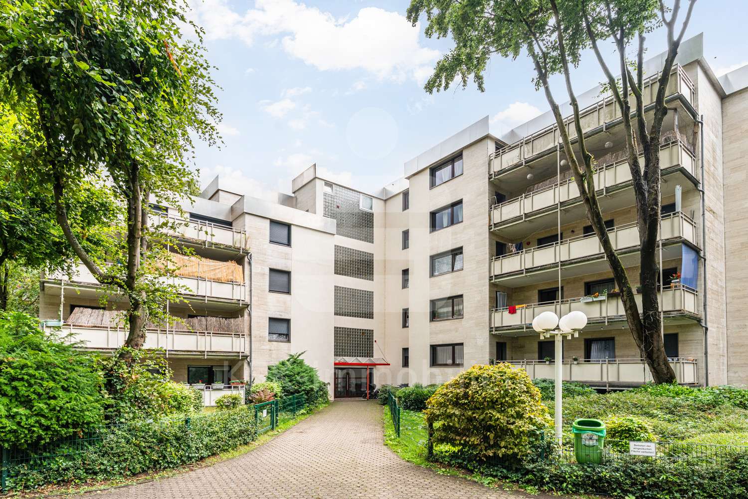 Außenaufnahme - Etagenwohnung in 50127 Bergheim mit 96m² kaufen