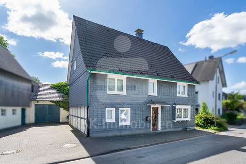 Außenansicht Außenansicht - Einfamilienhaus in 42799 Leichlingen mit 110m² kaufen