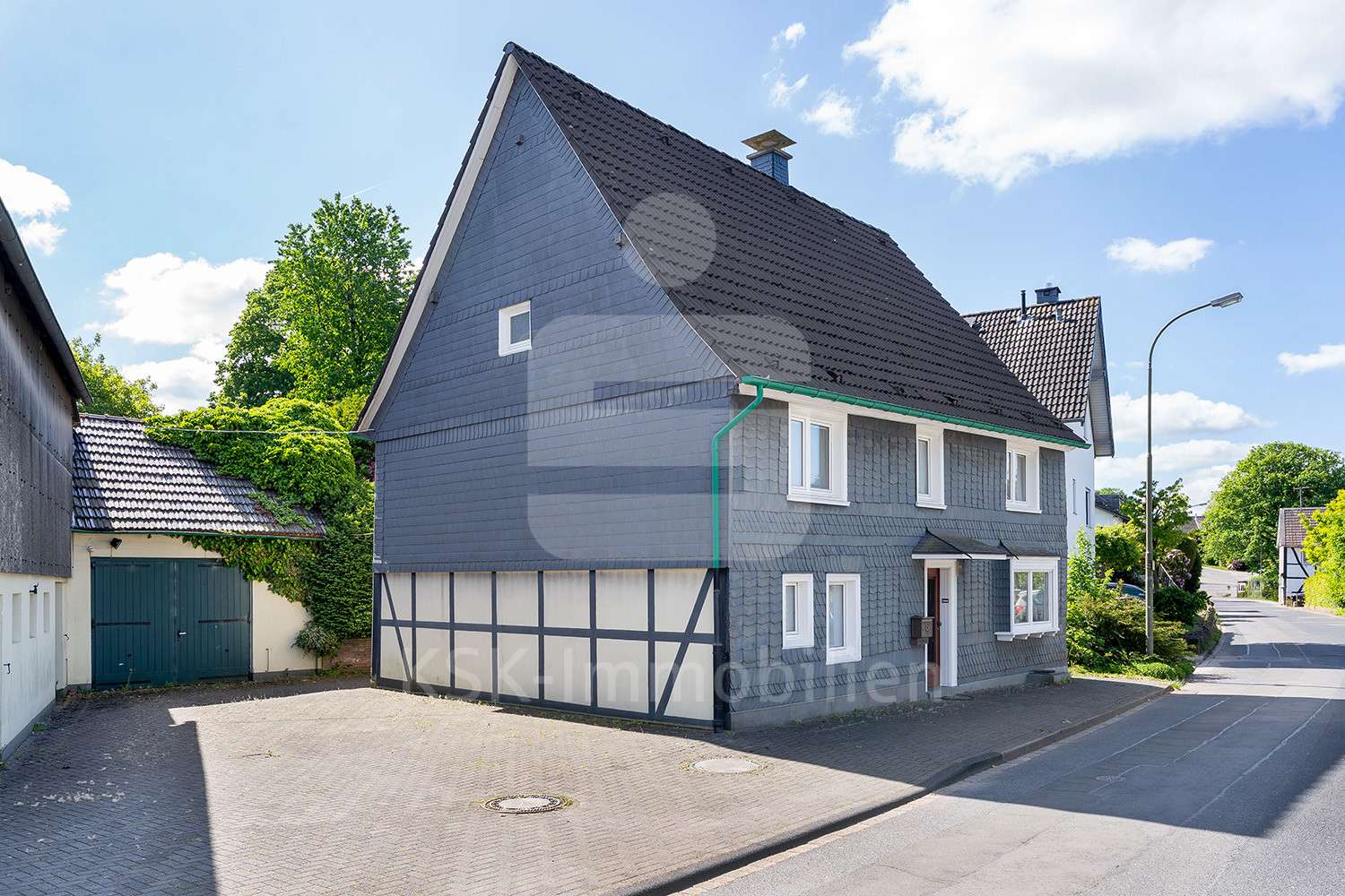 Außenansicht Außenansicht - Einfamilienhaus in 42799 Leichlingen mit 110m² kaufen