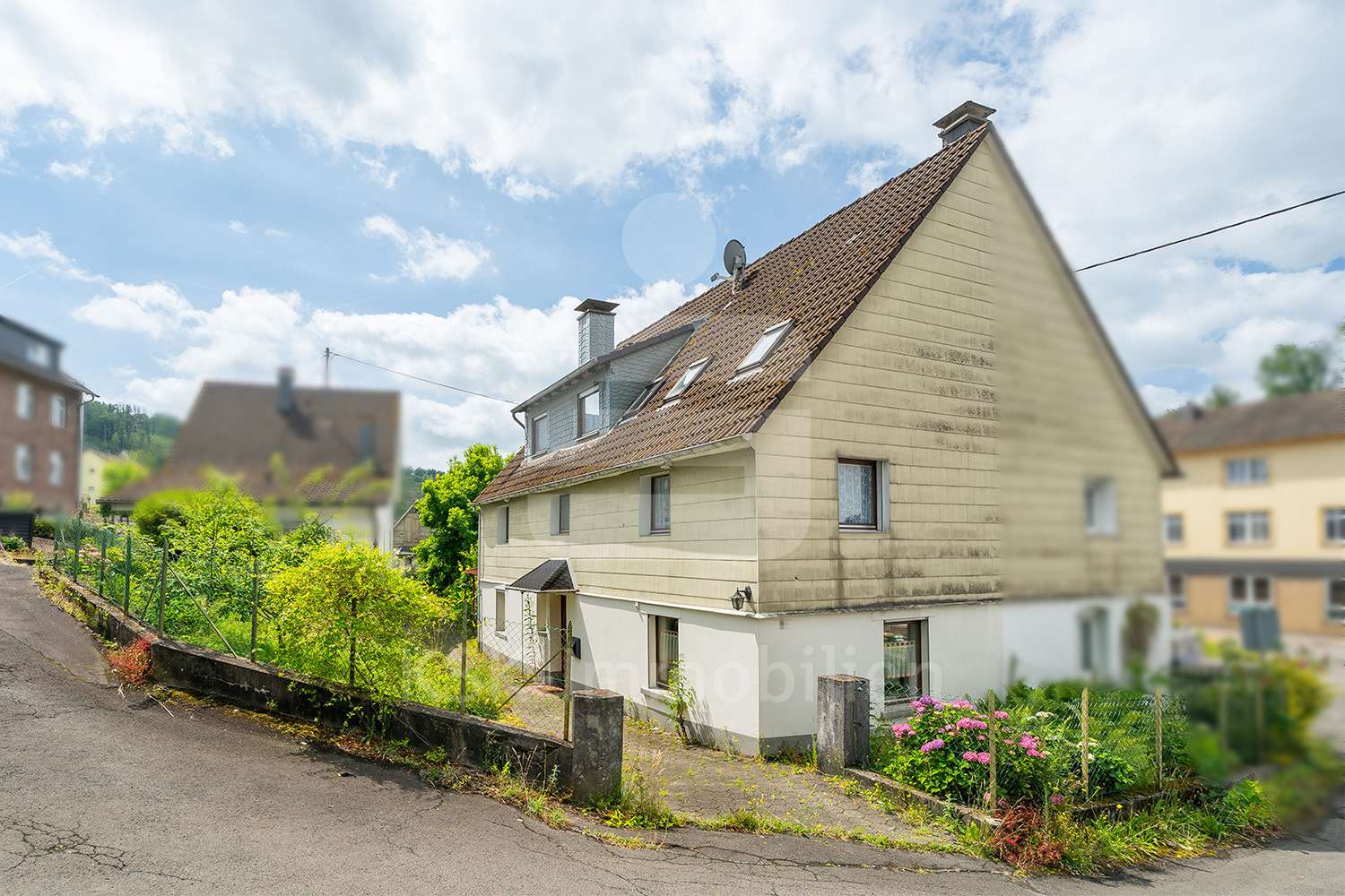 Außenansicht - Doppelhaushälfte in 51766 Engelskirchen / Osberghausen mit 130m² kaufen