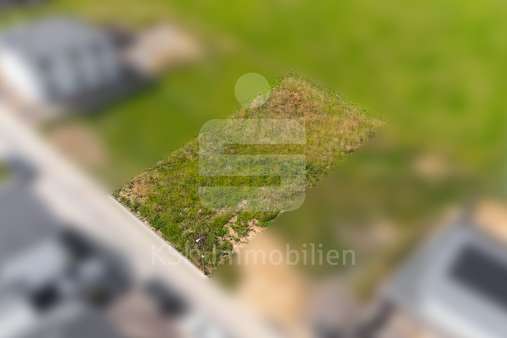 Drohnenansicht Drohnenansicht - Grundstück in 53489 Sinzig Löhndorf mit 465m² kaufen