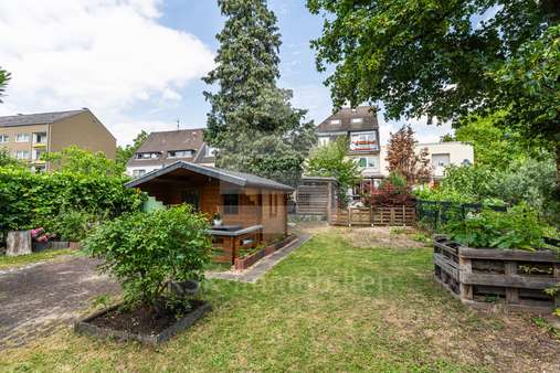 Garten - Mehrfamilienhaus in 51107 Köln / Ostheim mit 280m² kaufen