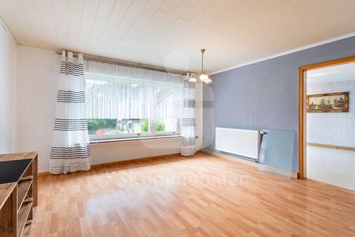 Esszimmer Erdgeschoss Esszimmer Erdgeschoss - Einfamilienhaus in 51647 Gummersbach mit 208m² kaufen