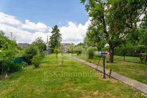 Garten Garten - Reihenmittelhaus in 50374 Erftstadt / Gymnich mit 151m² kaufen
