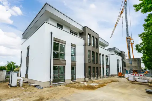 Neubau exklusive 3 Zimmer Wohnung - Besichtigungstermin vereinbaren.