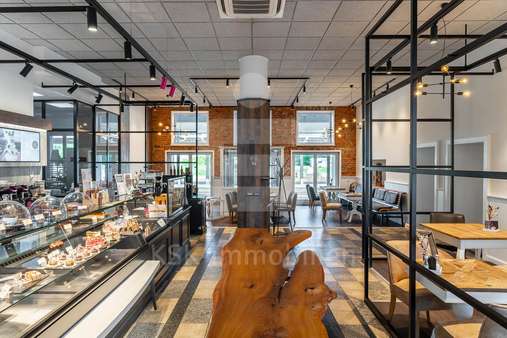 Gastrobereich Erdgeschoss - Cafe in 53639 Königswinter mit 944m² kaufen