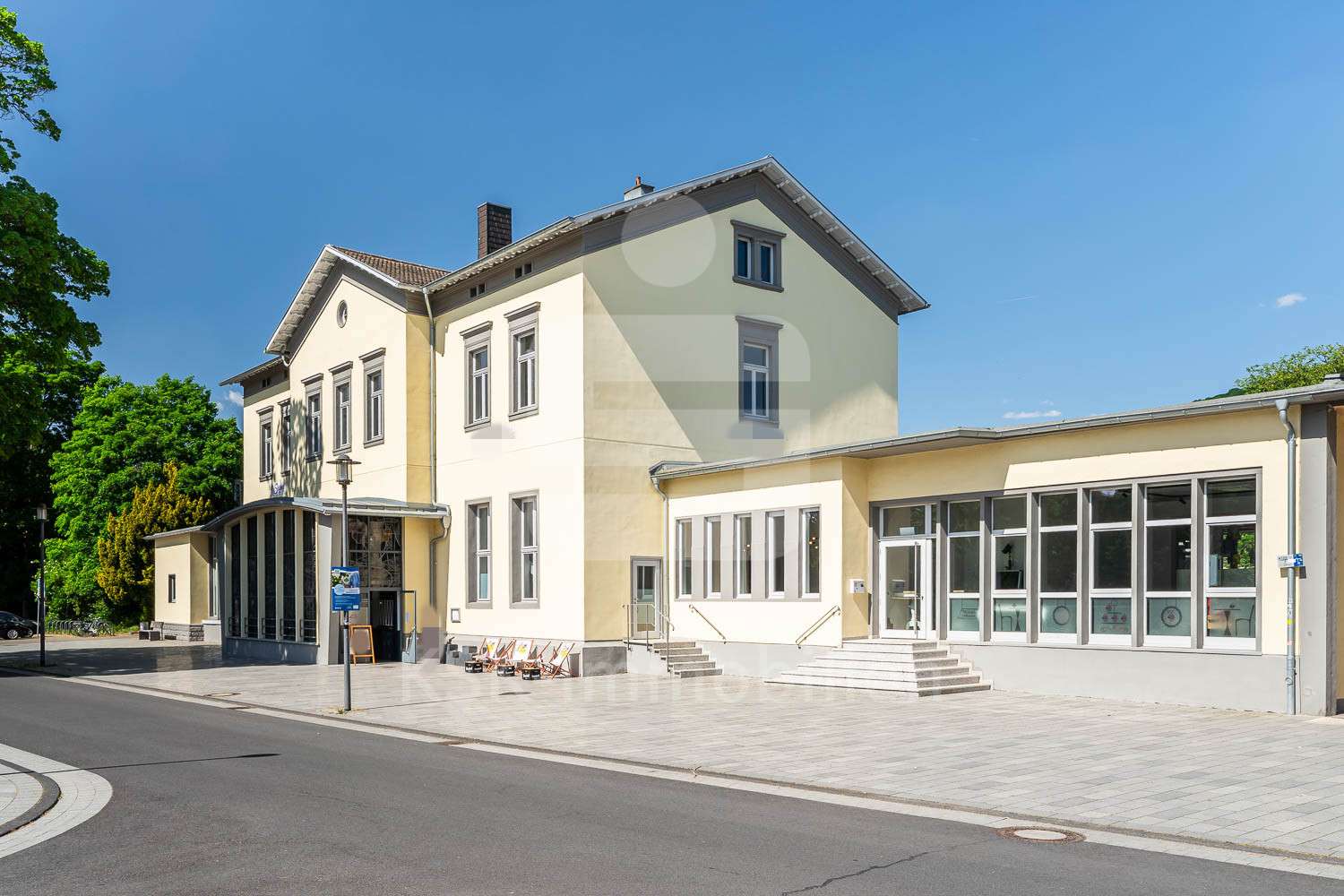 Außenansicht  - Cafe in 53639 Königswinter mit 944m² kaufen