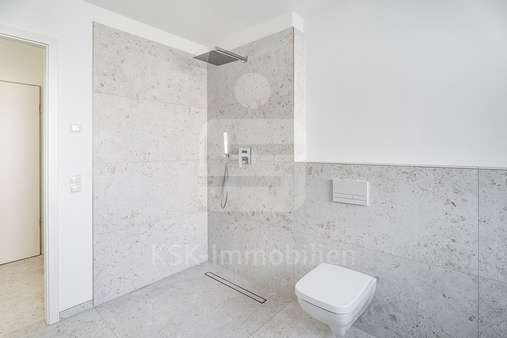 Bad Bad - Etagenwohnung in 53783 Eitorf mit 110m² kaufen