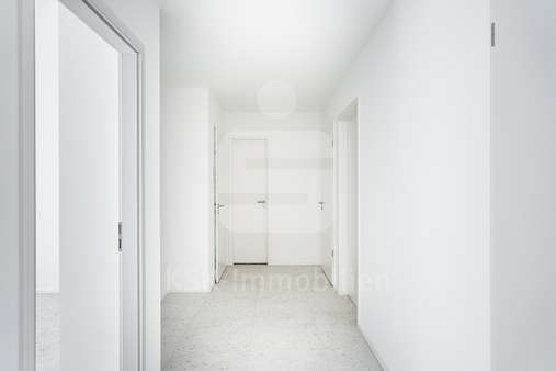 Flur Flur - Etagenwohnung in 53783 Eitorf mit 88m² kaufen