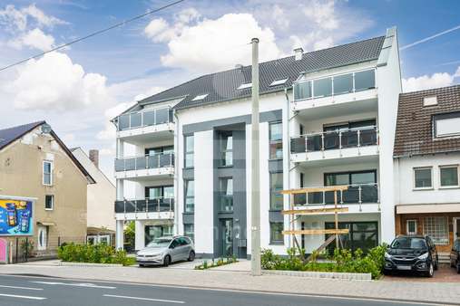 Außenansicht - Erdgeschosswohnung in 53842 Troisdorf / Spich mit 86m² kaufen