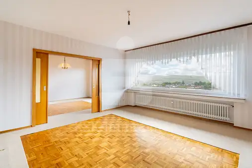 Einfamilienhaus mit  wunderschöner Aussichtslage!