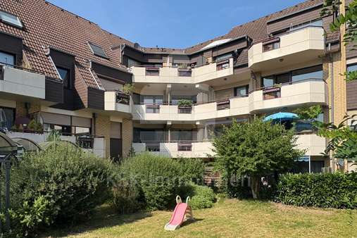 Rückansicht Rückansicht - Etagenwohnung in 53844 Troisdorf / Rotter See mit 79m² kaufen