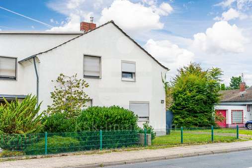 Außenansicht  - Doppelhaushälfte in 53119 Bonn mit 76m² kaufen