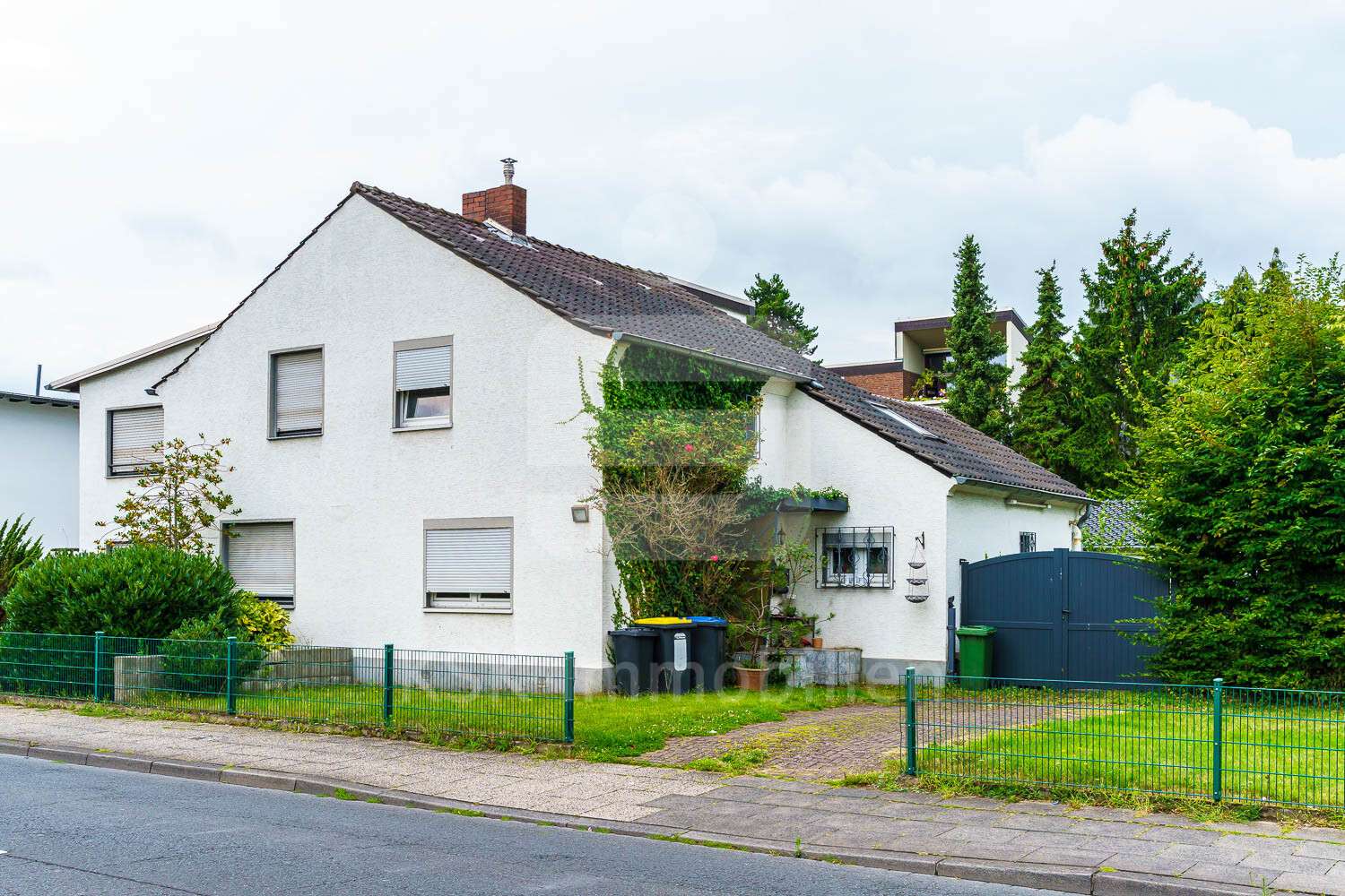 Außenansicht - Doppelhaushälfte in 53119 Bonn mit 76m² kaufen
