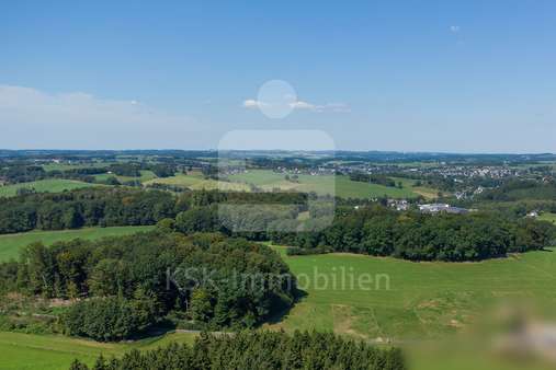 Drohnenansicht - Grundstück in 51688 Wipperfürth mit 1049m² kaufen