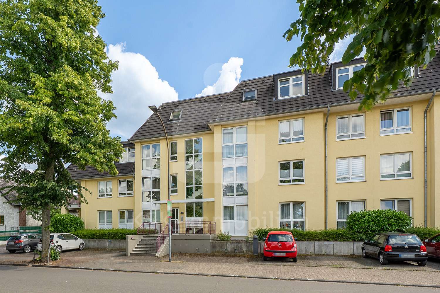 Außenansicht - Etagenwohnung in 50171 Kerpen mit 79m² kaufen
