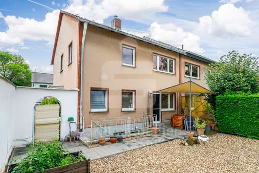 Rückansicht Rückansicht - Doppelhaushälfte in 50354 Hürth mit 114m² kaufen
