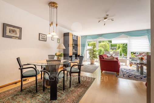Wohn- und Esszimmer Erdgeschoss - Reihenhaus in 53332 Bornheim mit 136m² kaufen