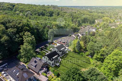 Hausbeispiel 1,5geschossig Hausbeispiel 1,5geschossig - Grundstück in 53229 Bonn / Holzlar mit 675m² kaufen