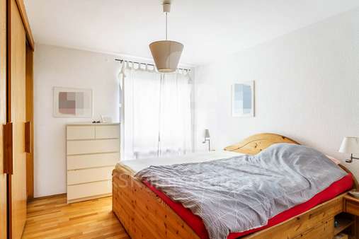 Schlafzimmer Obergeschoss Schlafzimmer Obergeschoss - Reihenendhaus in 50259 Pulheim mit 160m² kaufen