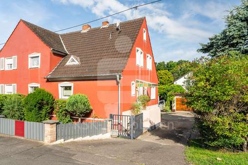 Außenansicht - Reihenendhaus in 53229 Bonn mit 94m² kaufen