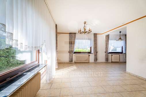 Wohn- und Esszimmer Erdgeschoss Wohn- und Esszimmer Erdgeschoss - Einfamilienhaus in 53842 Troisdorf mit 122m² kaufen