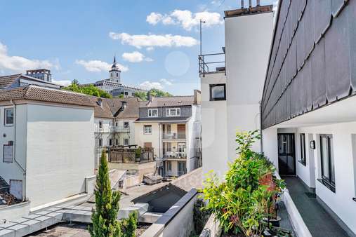 Ausblick Laubengang - Maisonette-Wohnung in 53721 Siegburg / Zentrum mit 82m² kaufen