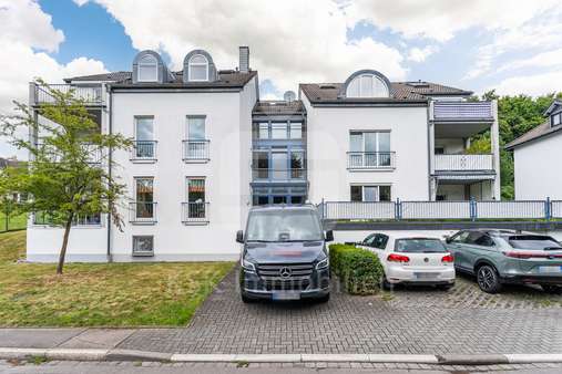 Außenaufnahme Bild 1 Außenaufnahme Bild 1 - Dachgeschosswohnung in 51588 Nümbrecht mit 48m² kaufen