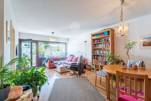Wohn- und Esszimmer Wohn- und Esszimmer - Etagenwohnung in 53773 Hennef mit 70m² kaufen